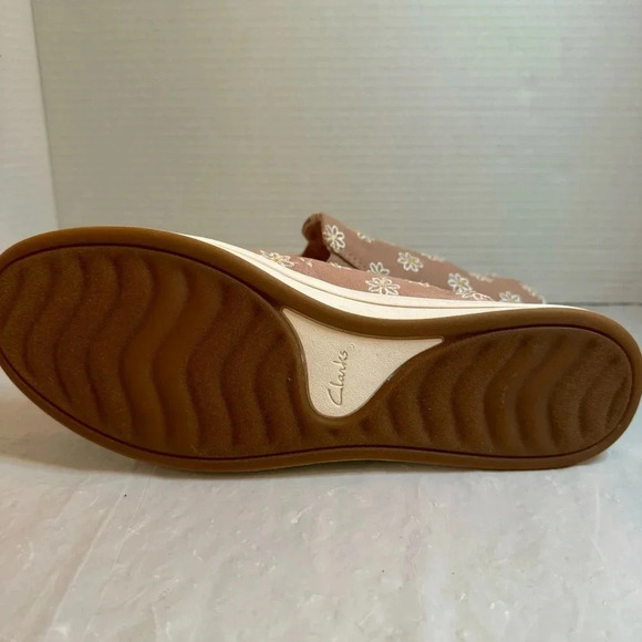 Clarks Cloudsteppers Breeze Shore Mule - Picture 9 of 9